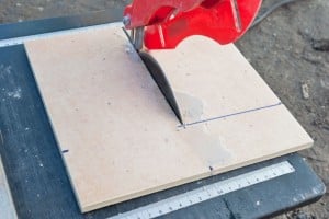 Cutting tile with a wet saw